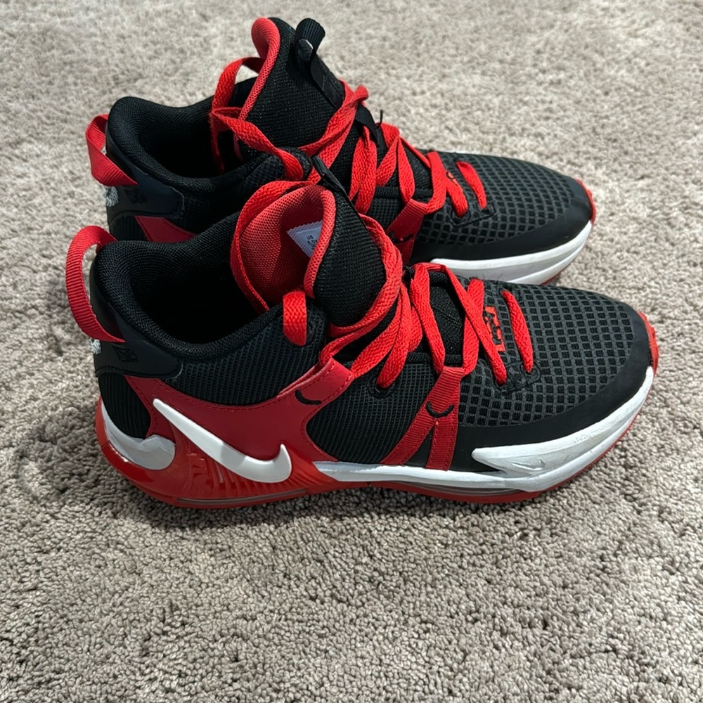 Nike  Lebron Witness VII big kids size 4.5 red and black
